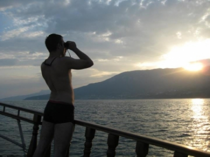 VIDEO."The Hangover" in stil moldovenesc. Comunistul Sergiu Sarbu a fost la agatat fete la mare VIDEO."The Hangover" in stil moldovenesc. Comunistul Sergiu Sarbu a fost la agatat fete la mare