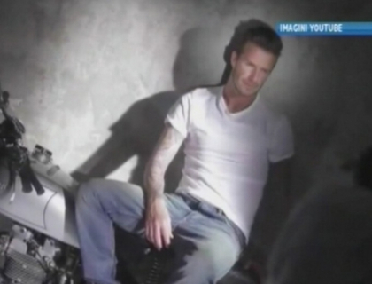 David Beckham face bani si din piatra seaca! Cum a decis fotbalistul sa atraga mai multa atentie