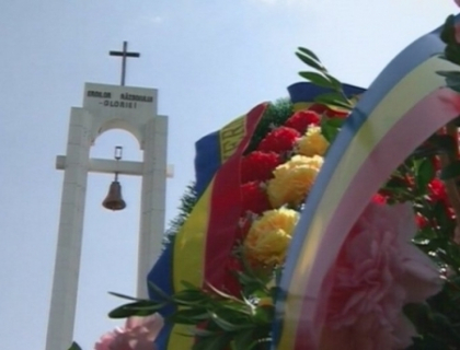 Comemorare cu terci si vodca! Cum au marcat comunistii 68 de ani de la operatiunea Iasi Chisinau Comemorare cu terci si vodca! Cum au marcat comunistii 68 de ani de la operatiunea Iasi Chisinau