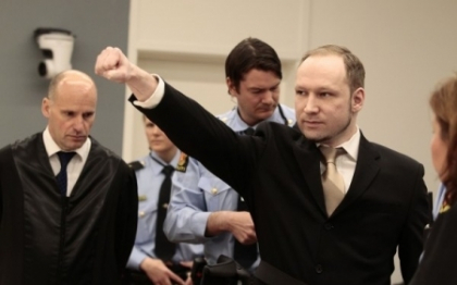 Portretul unui asasin. Breivik: "Sunt cel mai mare monstru de la Hitler incoace" Portretul unui asasin. Breivik: "Sunt cel mai mare monstru de la Hitler incoace"