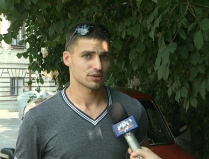Divort cu scandal la "Zimbru"! Portarul echipei nu poate imparti banii cu sotia? VIDEO Divort cu scandal la "Zimbru"! Portarul echipei nu poate imparti banii cu sotia? VIDEO