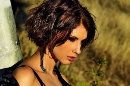 Natalia Barbu: un nou look pentru o noua melodie! Cum vrea sa-si surprinda fanii Natalia Barbu: un nou look pentru o noua melodie! Cum vrea sa-si surprinda fanii