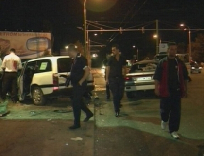 O femeie insarcinta si un barbat, MORTI in urma unui accident INFIORATOR la Portile Orasului! O femeie insarcinta si un barbat, MORTI in urma unui accident INFIORATOR la Portile Orasului!
