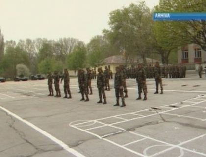 "Nu vrem armata cu arcanul!". Un ONG cere ca serviciul militar sa nu mai fie! Afla motivul "Nu vrem armata cu arcanul!". Un ONG cere ca serviciul militar sa nu mai fie! Afla motivul