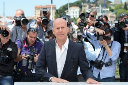 Bruce Willis si mostenirea " ilegala". De ce vrea sa dea in judecata grupul Apple Bruce Willis si mostenirea " ilegala". De ce vrea sa dea in judecata grupul Apple
