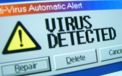 Vedeta care iti poate DISTRUGE computerul. De ce sa nu dai click pe numele ei