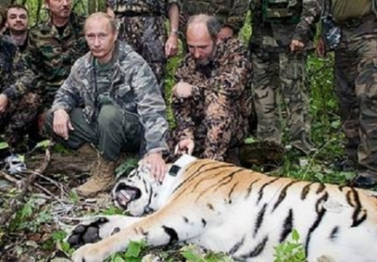VIDEO. Dezvaluire neasteptata! Putin recunoaste ca celebrele sale fotografii in salbaticie au fost regizate VIDEO. Dezvaluire neasteptata! Putin recunoaste ca celebrele sale fotografii in salbaticie au fost regizate