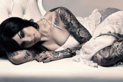 Vrei sa-ti faci un tatuaj, dar nu stii in ce zona si ce desen? Specialistii iti dau cateva sfaturi - VIDEO Vrei sa-ti faci un tatuaj, dar nu stii in ce zona si ce desen? Specialistii iti dau cateva sfaturi - VIDEO