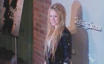 E oficial! Shakira este insarcinata in luna a cincea, iar tatal copilului e Gerard Pique