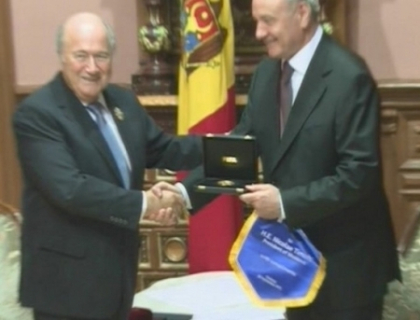 Blatter promite sprijin la construirea unui nou stadion national! Ce a discutat cu oficialii de la Chisinau Blatter promite sprijin la construirea unui nou stadion national! Ce a discutat cu oficialii de la Chisinau