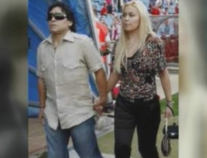 Diego Maradona va fi tata pentru a patra oara la 51 de ani! Diego Maradona va fi tata pentru a patra oara la 51 de ani!