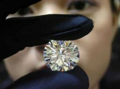 Lovitura crunta pentru rusi. De ce diamantele de 1 cvadrilion de dolari nu vor domina piata globala Lovitura crunta pentru rusi. De ce diamantele de 1 cvadrilion de dolari nu vor domina piata globala