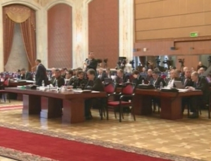Comunistii cer demiterea presedintelui Parlamentului. Lupu: Ma lasa rece!
