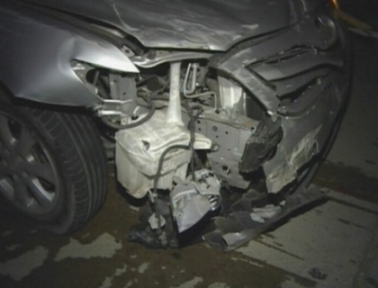 Un barbat si calul acestuia au murit dupa ce au fost luati pe capota unei Toyota Un barbat si calul acestuia au murit dupa ce au fost luati pe capota unei Toyota