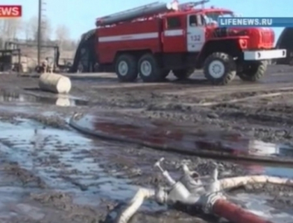 Fabrica facuta scrum in Rusia! Cel putin 8 oameni au ars de vii intr-un incendiu devastator