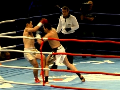 Show sangeros in capitala. Dorel Cristian a castigat turneul de K-1 K.O.K. World Grand Prix 2012 Show sangeros in capitala. Dorel Cristian a castigat turneul de K-1 K.O.K. World Grand Prix 2012