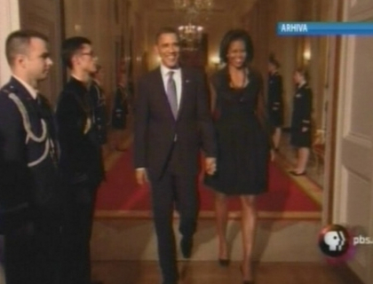 Barack si Michelle Obama au sarbatorit cu intarziere nunta de portelan Barack si Michelle Obama au sarbatorit cu intarziere nunta de portelan