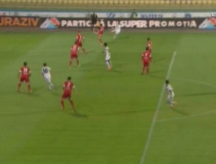 Gol fantastic in Romania. Gaz Metan a remizat cu Dinamo Bucuresti, scor 2 la 2 Gol fantastic in Romania. Gaz Metan a remizat cu Dinamo Bucuresti, scor 2 la 2