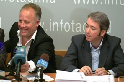 Avocatul fratilor Topa, persecutat de CCCEC? "Totul se face la comanda lui Plahotniuc" Avocatul fratilor Topa, persecutat de CCCEC? "Totul se face la comanda lui Plahotniuc"