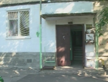 Omorata pentru bani? O batrana a fost gasita moarta in apartamentul fiului sau Omorata pentru bani? O batrana a fost gasita moarta in apartamentul fiului sau