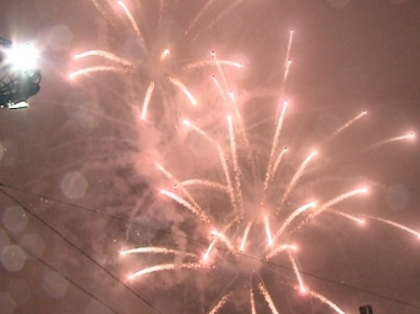 VIDEO. Ploaia nu a stricat cheful. Muzica buna si Foc de Artificii de Hramul orasului