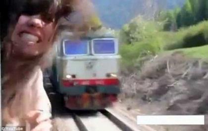 VIDEO. Gluma lor era sa se termine cu o tragedie. Ce a urmat dupa filmarea acestui cadru VIDEO. Gluma lor era sa se termine cu o tragedie. Ce a urmat dupa filmarea acestui cadru