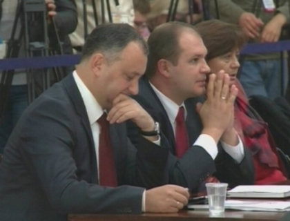Dupa Mihai Ghimpu, si Igor Dodon vrea un loc in Biroul Permanent: Fractiunea e perfect legala
