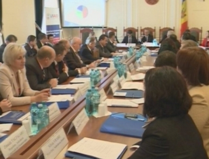 Judecatorii, tot mai aproape de a primi salarii de cel putin 10 mii de lei! Anuntul facut de Efrim