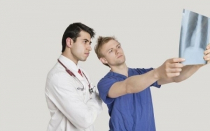 Femeia care a uimit lumea medicala. Doctorii nu inteleg cum a putut sa supravietuiasca