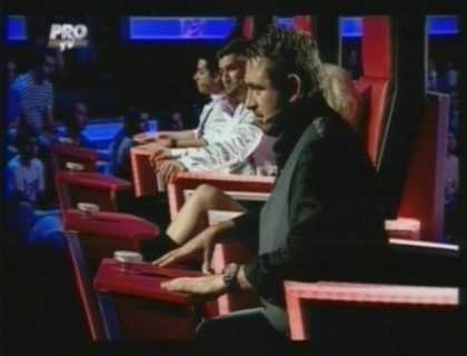 La Vocea Romaniei lupta devine din ce in ce mai stransa! O finalista de la Romanii au Talent, pe scena La Vocea Romaniei lupta devine din ce in ce mai stransa! O finalista de la Romanii au Talent, pe scena