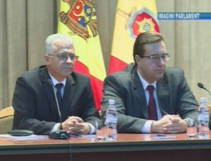 Mihai Balan, prezentat ofiterilor de securitate! Cine l-a insotit la ceremonia oficiala Mihai Balan, prezentat ofiterilor de securitate! Cine l-a insotit la ceremonia oficiala