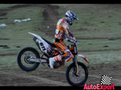Din masina pe motocicleta! Cum au reusit Elena Potorac si Mihai Cociu sa-l pacaleasca pe Andrei Tabuica Din masina pe motocicleta! Cum au reusit Elena Potorac si Mihai Cociu sa-l pacaleasca pe Andrei Tabuica