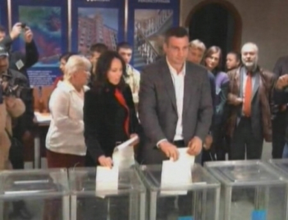 Scrutin cu incidente in Ucraina. Trei batrani au murit chiar in sectiile de votare Scrutin cu incidente in Ucraina. Trei batrani au murit chiar in sectiile de votare