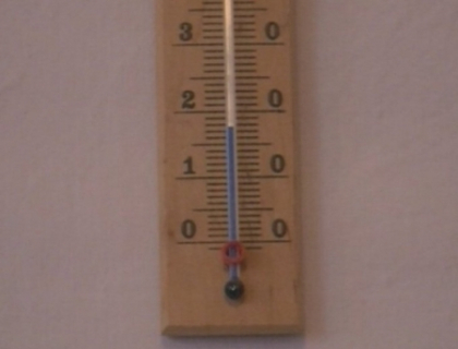 Caldura, insa nu pentru toti! Micutii ingheata in gradinitele din suburbii! Ce spune Termocom Caldura, insa nu pentru toti! Micutii ingheata in gradinitele din suburbii! Ce spune Termocom