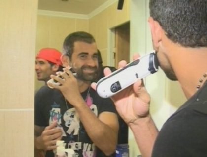 Barba jos Party! Guilherme de la Milsami s-a tinut de cuvant si si-a ras barba! Uite cum a chefuit Barba jos Party! Guilherme de la Milsami s-a tinut de cuvant si si-a ras barba! Uite cum a chefuit