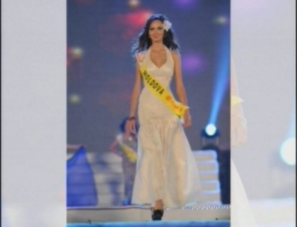Ea e tanara care ne va reprezenta tara la Miss Earth! Cum se pregateste de plecarea in Filipine Ea e tanara care ne va reprezenta tara la Miss Earth! Cum se pregateste de plecarea in Filipine