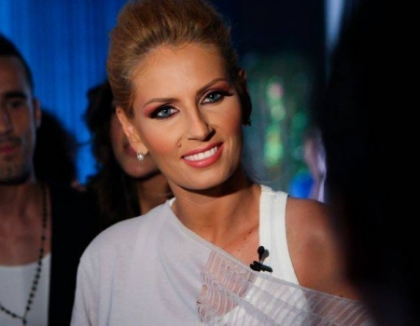 Fotografiile pe care le-ar vrea sterse. Cum arata Andreea Banica acum 10 ani - FOTO Fotografiile pe care le-ar vrea sterse. Cum arata Andreea Banica acum 10 ani - FOTO