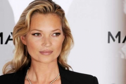 Kate Moss, dezgolita din nou! Afla-i cele mai bine pastrate secrete - FOTO Kate Moss, dezgolita din nou! Afla-i cele mai bine pastrate secrete - FOTO