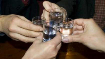 Si-au ucis amicul la betie! Cat vor sta dupa gratii trei barbati din Anenii-Noi Si-au ucis amicul la betie! Cat vor sta dupa gratii trei barbati din Anenii-Noi