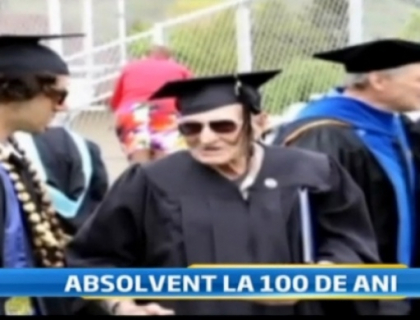 La 100 de ani, licentiat. A renuntat la studii in criza din \'33, le-a terminat azi, tot in criza