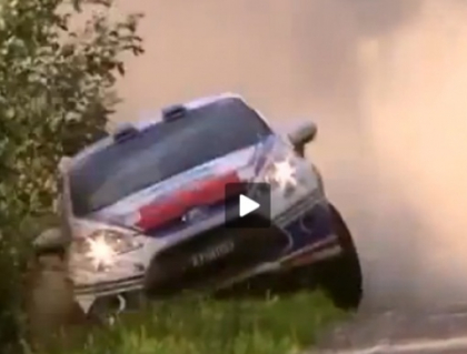 VIDEO. Cele mai NEBUNE accidente din Raliul Finlandei VIDEO. Cele mai NEBUNE accidente din Raliul Finlandei