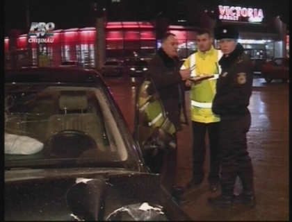 Accident la intersectia strazilor Miorita si Gheorghe Asachi!