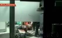 18 ostatici tinuti intr-o banca eliberati dupa ce politia l-a impuscat mortal pe talhar