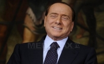 Berlusconi a cheltuit 34 de milioane de euro pe cadouri pentru fetele din anturajul sau Berlusconi a cheltuit 34 de milioane de euro pe cadouri pentru fetele din anturajul sau
