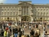 Flashmob la Buckingham Palace. Special pentru Kate si William. VIDEO
