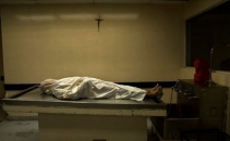 Un cadavru descompus sub masa si altul decapitat in frigider - asta ascundea un rus in casa Un cadavru descompus sub masa si altul decapitat in frigider - asta ascundea un rus in casa