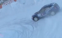 Alain Prost face senzatie cu Dacia Duster la Trofeul Andros Alain Prost face senzatie cu Dacia Duster la Trofeul Andros
