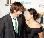Ashton Kutcher si Demi Moore se pregatesc pentru a supravietui foametei