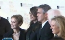 George Clooney: Ma bucur ca n-a iesit Brad Pitt cel mai sexy barbat