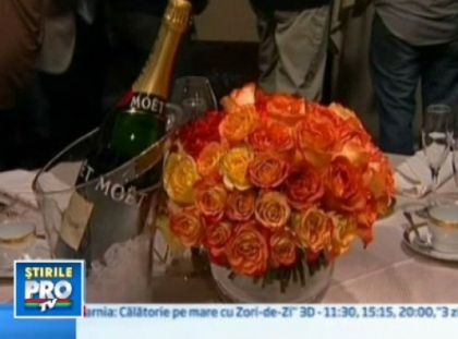 Se lucreaza de zor la Globurile de Aur. Invitatii trebuie sa si manance! Se lucreaza de zor la Globurile de Aur. Invitatii trebuie sa si manance!